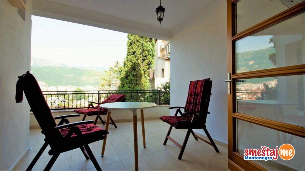 Apartmani es Budva