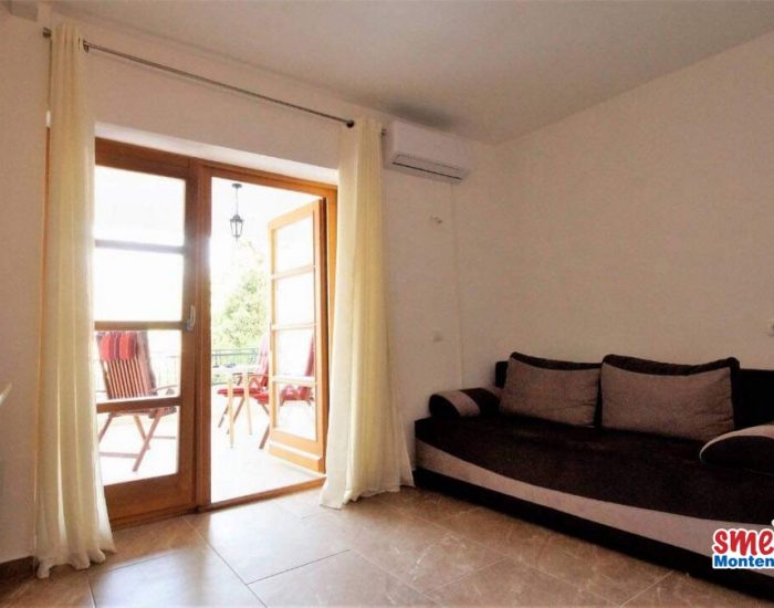 Apartmani es Budva