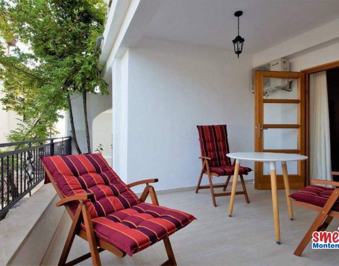Apartmani es Budva