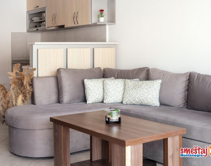 Luksuzni jednosobni apartman sa pogledom na more